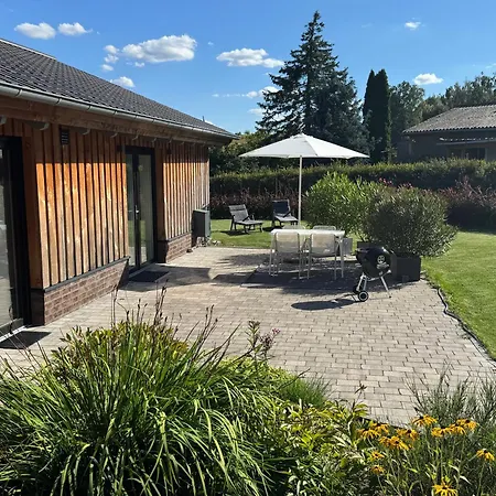 Дом отдыха Auszeit Mit Sauna Schwarz (Mecklenburgische Seenplatte)